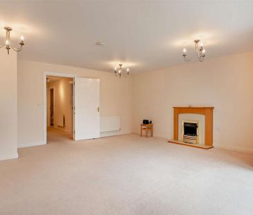 2 bedroom flat to rent - Photo 4