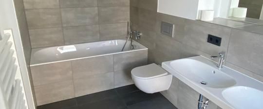 Exklusives Penthouse (KfW-55) mit Panorama-Dachterrasse - Foto 1