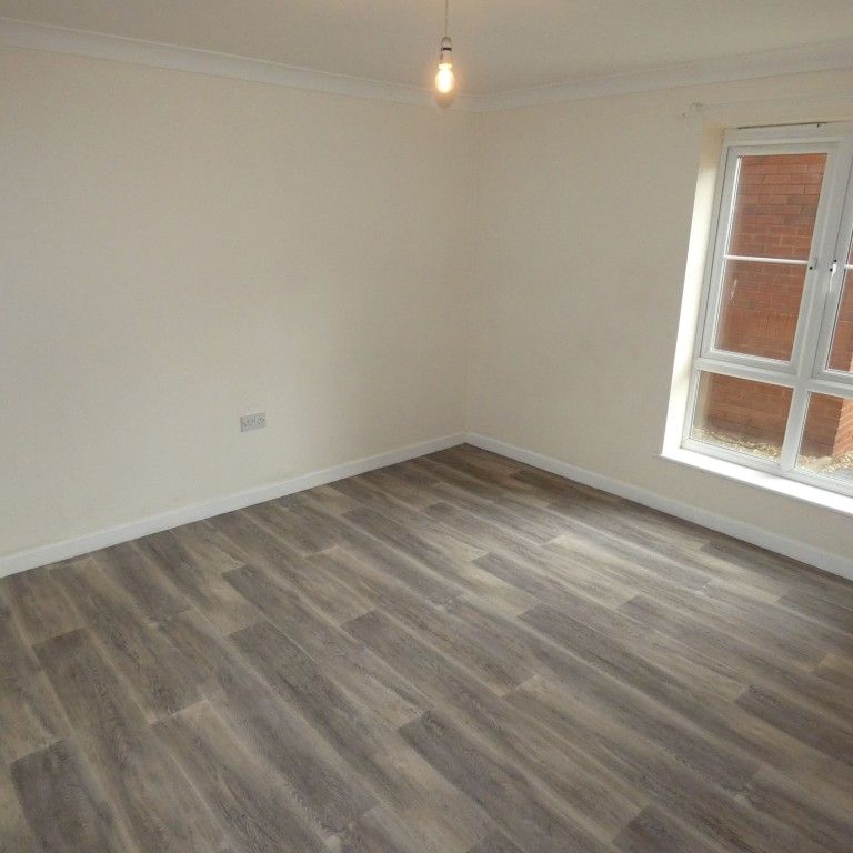 2 bed Apartment - To Let - Photo 1