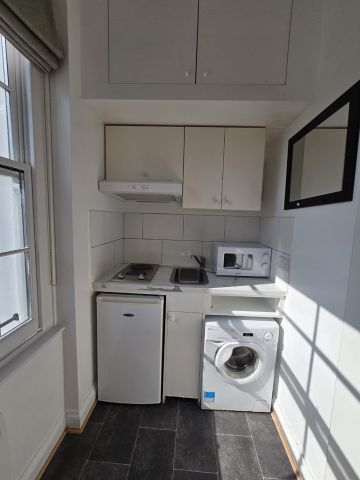 Studio Flat, Pembridge Road, W11 - Photo 3