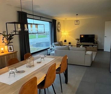 - Belsele – Appartement met 2 slaapkamers en terras. - Foto 4
