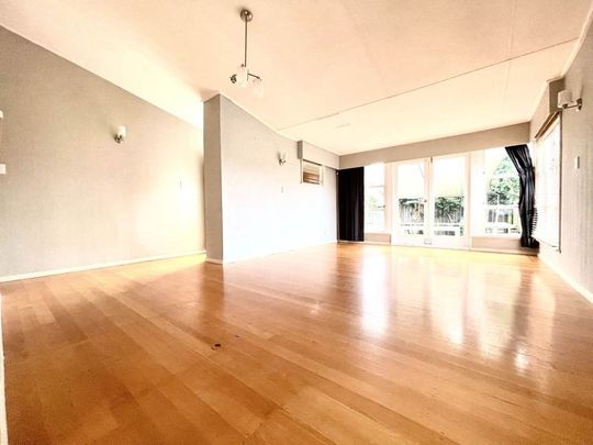 3 Bedrooms, Pt England - Photo 1