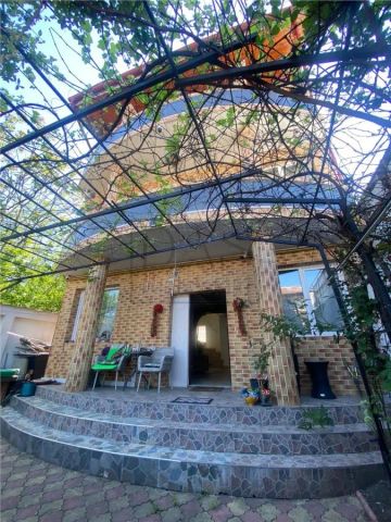 Vila P+2 | 5 camere | Barbu Vacarescu | Parcul Verdi | Tei - Fotografie 2