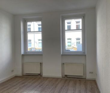 Gießerstraße- 2 Zimmer Wohnung m. EBK und Balkon! - Foto 1