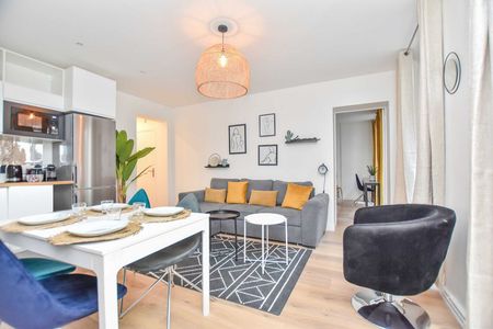 Rue Hippolyte Lebas - Photo 2