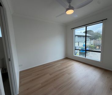 Brand New!! Modern 3-Bedroom 2-Bathroom Granny Flat in Mount Gravat... - Photo 3
