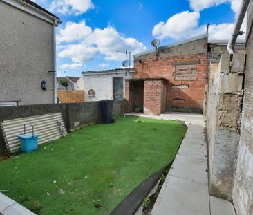 2 bedroom terraced house to rent - Photo 3