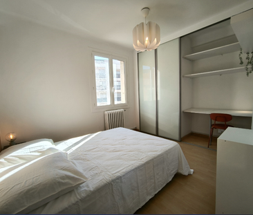 Chambre dans un joli T4 - Léon Bourgeois - 83100 Toulon - Photo 2