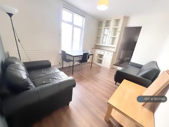 5 bedroom terraced house to rent - Photo 1