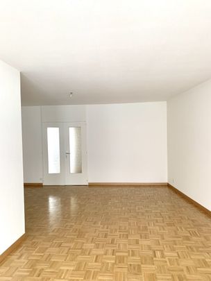 Proche Jonction : 4 pièces avec balcon - Photo 1