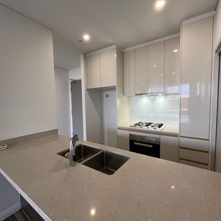 545/1, Finch Drive, Eastgardens - Photo 3