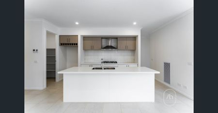 Brand New 4-Bedroom Family Home with 6.65kW Solar System - Photo 2