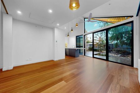 78 Henkel Street, Brunswick VIC 3056 - Photo 2