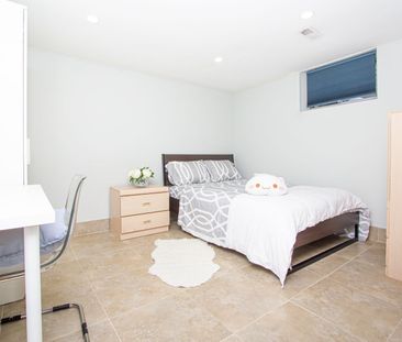 For Lease - 55 Elmhurst Drive, Toronto, Ontario - Photo 5