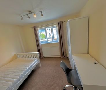 12 Bedroom Student Home – Llanbleddian Gardens - Photo 6