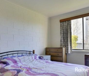 2/24 Hamilton Street, West Hobart, TAS 7000 - Photo 3