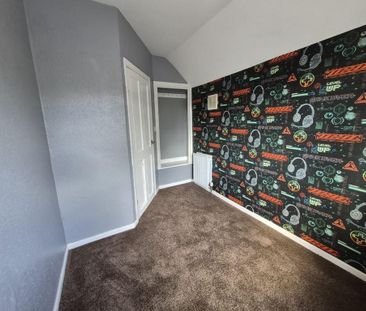 3 bedroom semi-detached house to rent - Photo 6