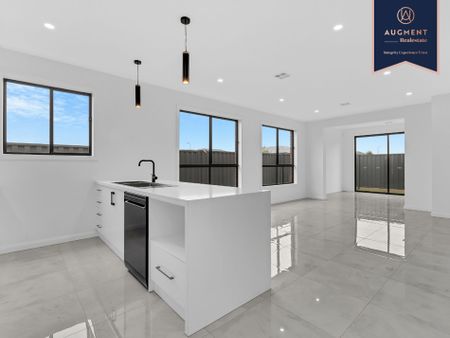 Contemporary Comfort Meets Convenience – Your New Home for $490 per Week! - Photo 2