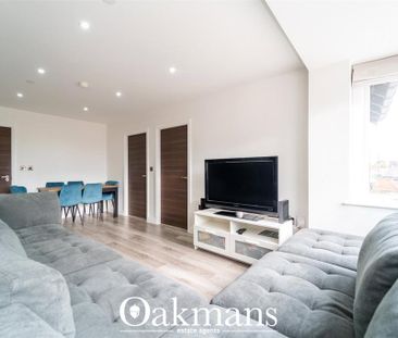 3 bedroom apartment to rent - Photo 2