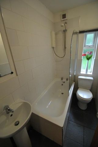1 bedroom detached house to rent - Photo 2