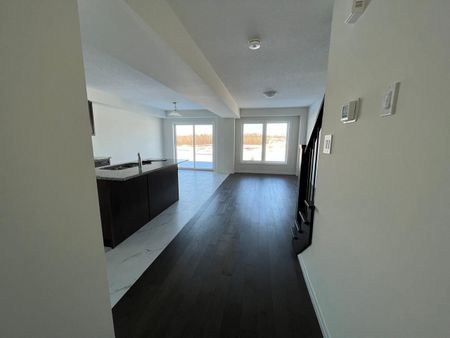 For Lease - 4 Faith Street, Cambridge, Ontario - Photo 4