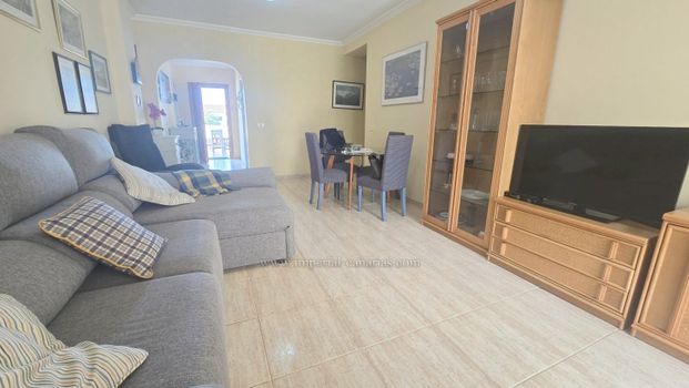 Precioso apartamento con gran terraza dirigido al sur para que pueda disfrutar de las buenas temperaturas de Tenerife. - Photo 1