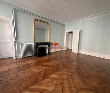 Location Appartement 4 pièces 143m² - Photo 5