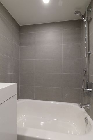 3455 Aylmer - Photo 5