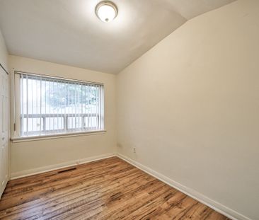 For Lease - 5 Cottonwood Drive, Toronto, Ontario - Photo 6