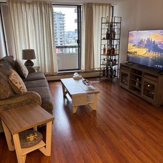 1 BEDROOM Apartment AVAILABLE in DOWNTOWN - Photo 1