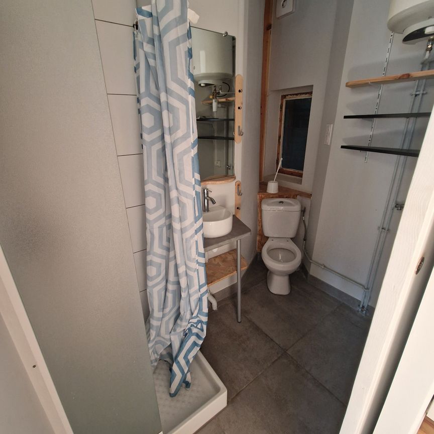 Location Appartement 1 pièce 23m² FECAMP 76400 - Photo 1