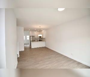 3 Bed 2.5 Bath Home For Rent Chappelle Edmonton - Photo 3