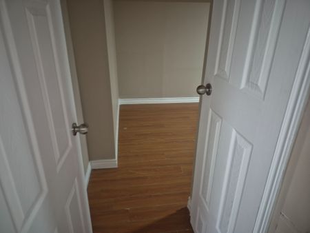 For Lease - 89 Navenby Crescent Unit# BASEMENT, Toronto, Ontario - Photo 2