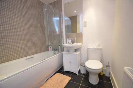 2 bedroom apartment - Photo 5