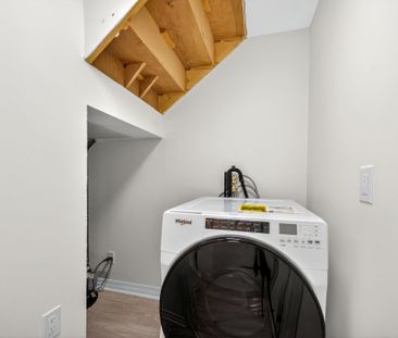 For Lease - 49 William Cragg Drive Unit# R, Toronto, Ontario - Photo 3