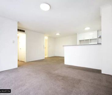 MGM MARTIN – TWO BEDROOM APARTMENT (BUILDING K4, UNIT ON LEVEL 5) - Photo 1