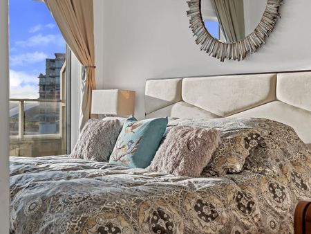 5766 Gilbert Road condo — Richmond, BC (3-Bedroom) - 3 Bedroom - Photo 4