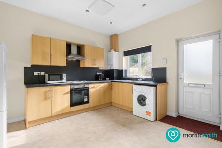 2 bedroom terraced house to rent - Photo 3