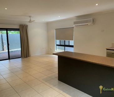 Cozy Home In Prime Location!!! - Photo 6