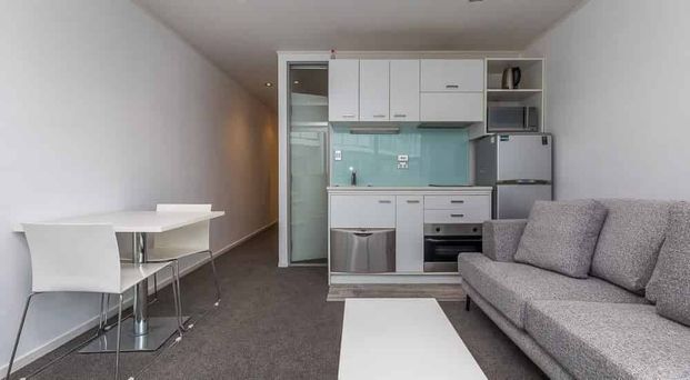 Compact and Convenient Apartment - Photo 1