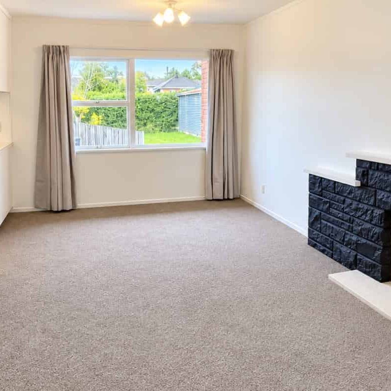 Room to Live, Space to Work! - Photo 1