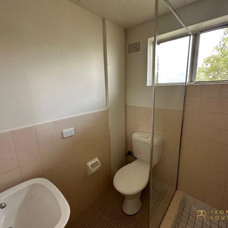 STUDIO APARTMENT WITH BALCONY - Photo 4