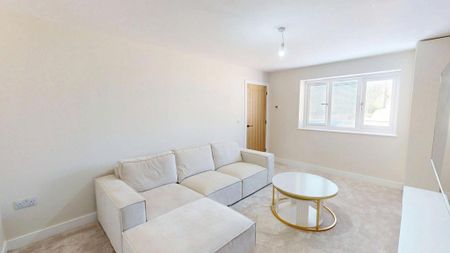 5 bedroom detached house to rent - Photo 3