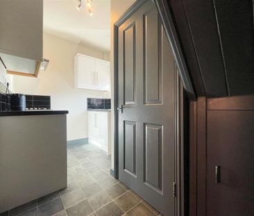 2 bedroom terraced house to rent - Photo 6