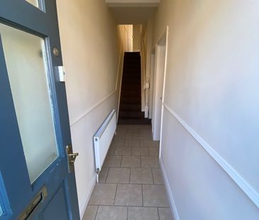 32 Edinburgh Street, Belfast, BT9 7DS - Photo 4