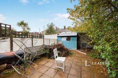 1 bedroom room to rent Shadwell Road, Portsmouth, PO2 - Photo 5