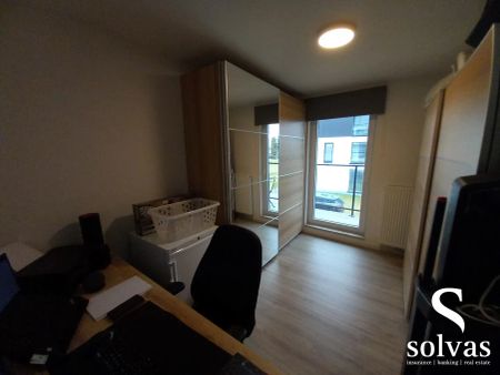 Appartement op derde verdieping met veel lichtinval - Photo 2