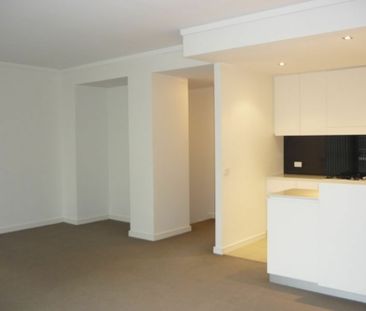 151/106 Giles Street, Kingston ACT, Belconnen - Photo 2