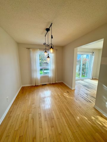 For Lease - 1834 Duclos Avenue, Orleans - Convent Glen and Area, Ontario - Photo 2