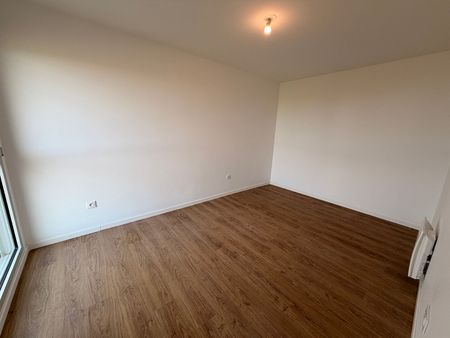 Location Appartement 2 pièces 41m² - Photo 3